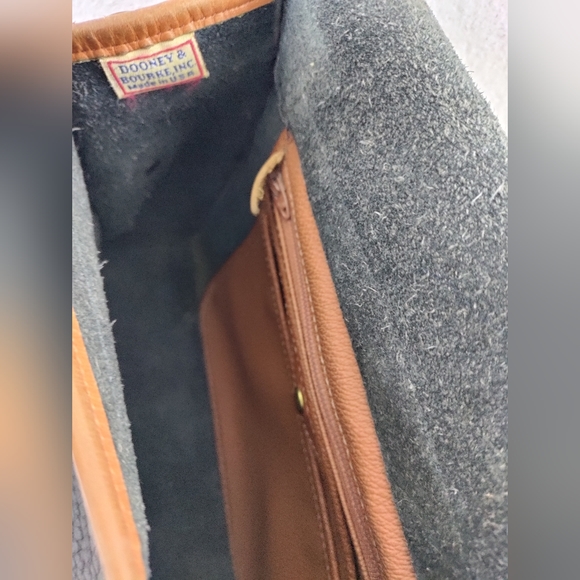 Dooney & Bourke Vintage All Weather Leather Essex Black Tan Crossbody Bag - Picture 10 of 11